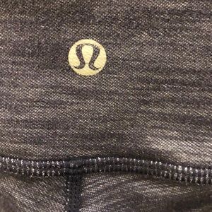 lululemon athletica Pants - Lululemon blue faux denim crop legging, sz 6,71312 lululemon athletica Pants - Lululemon blue faux denim crop legging, sz 6,71312
